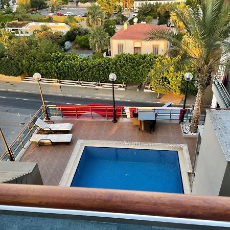 Elegant 2+1 Flat In The Heart Of Kyrenia + Wifi Lägenhet Exteriör bild