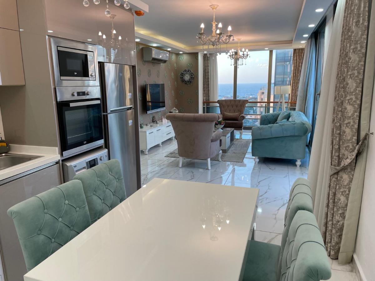 Elegant 2+1 Flat In The Heart Of Kyrenia + Wifi Lägenhet Exteriör bild