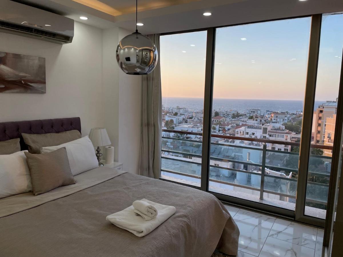 Elegant 2+1 Flat In The Heart Of Kyrenia + Wifi Lägenhet Exteriör bild