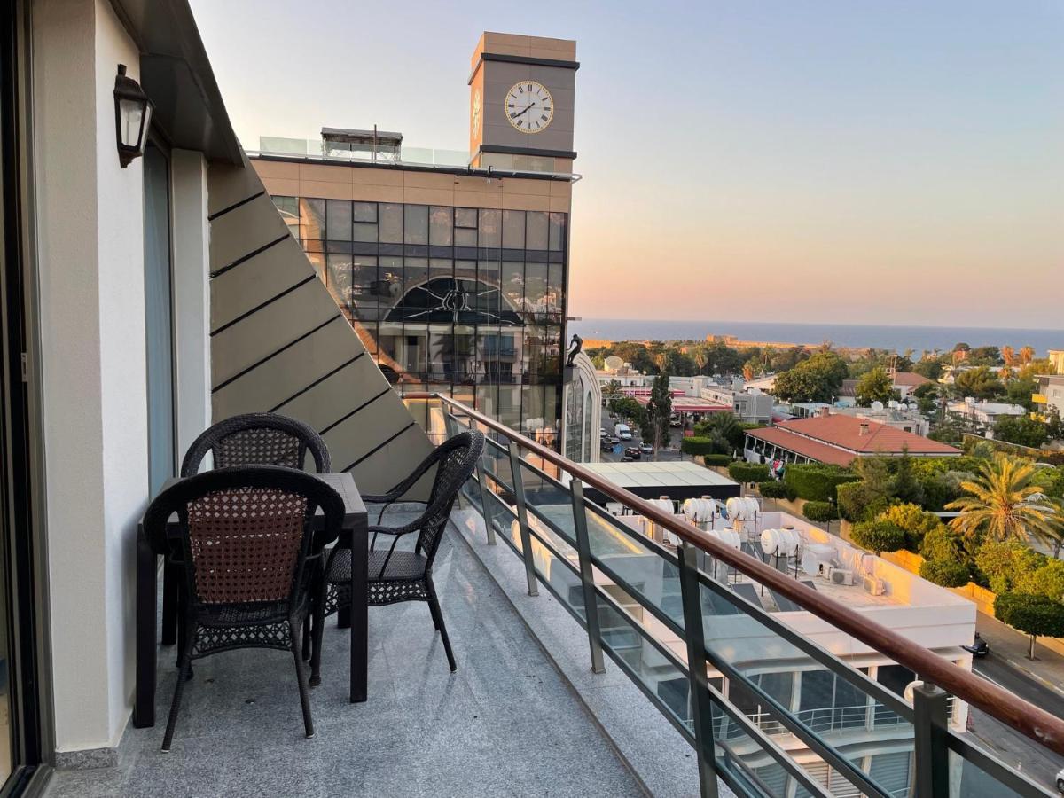 Elegant 2+1 Flat In The Heart Of Kyrenia + Wifi Lägenhet Exteriör bild